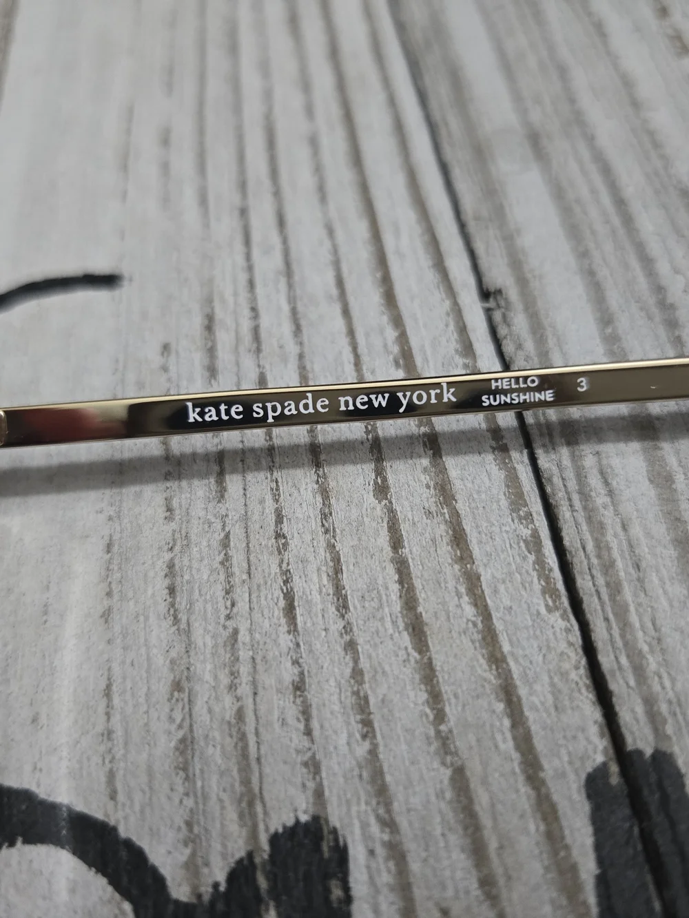 Kate Spade New York Hello Sunshine Cat Eye Sunglasses Gold Glitter Frame w/ Case